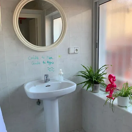 Casa Loopez Hostel *