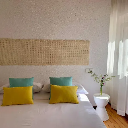 Casa Loopez Hostel *