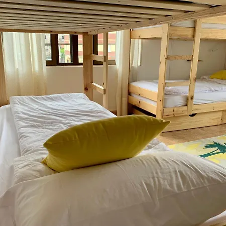 Casa Loopez Albergue